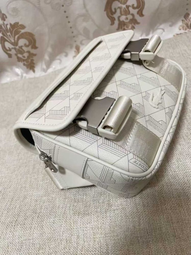 010 Lacoste bag