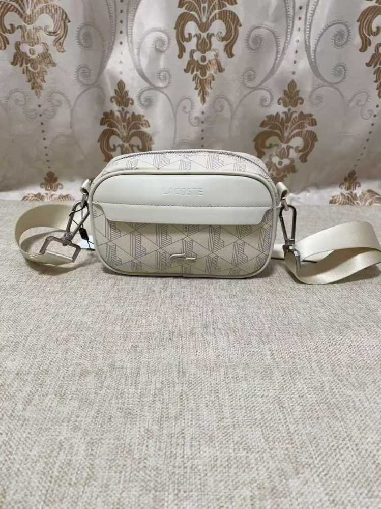010 Lacoste bag
