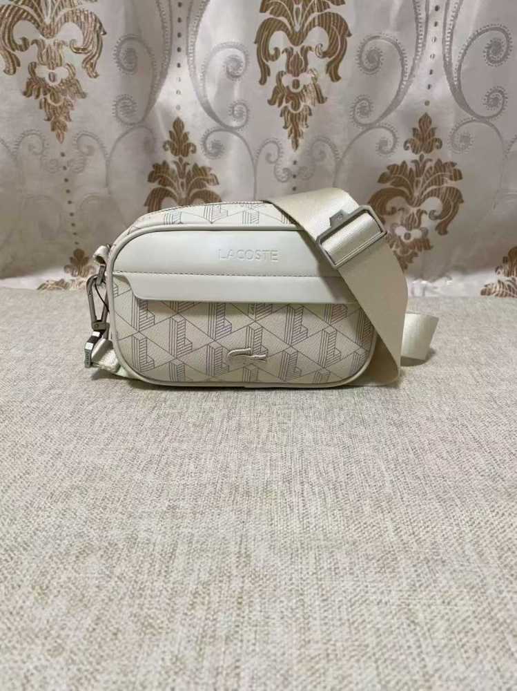 010 Lacoste bag