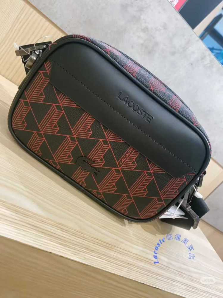010 Lacoste bag