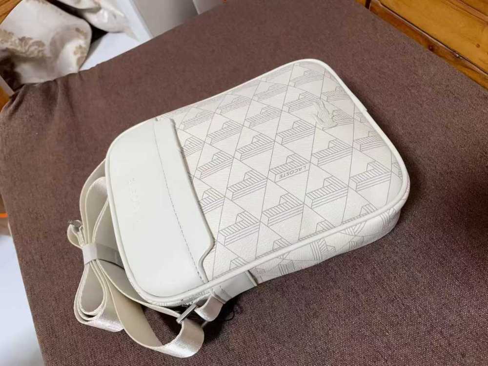 010 Lacoste bag