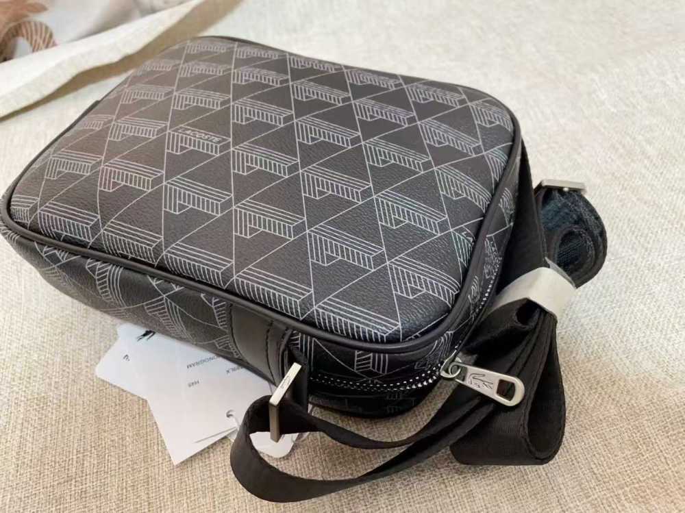 010 Lacoste bag