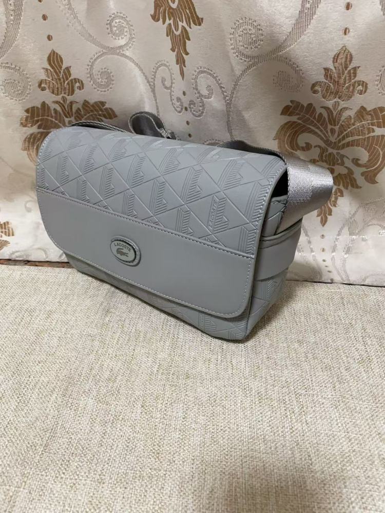 010 Lacoste bag