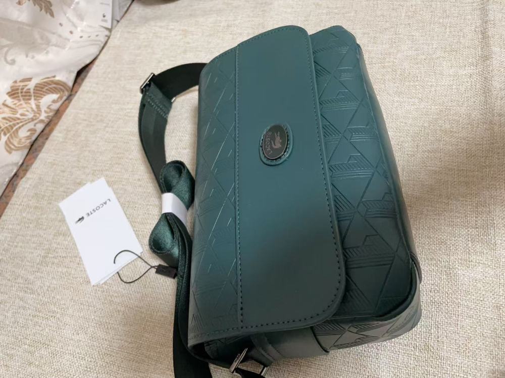 010 Lacoste bag
