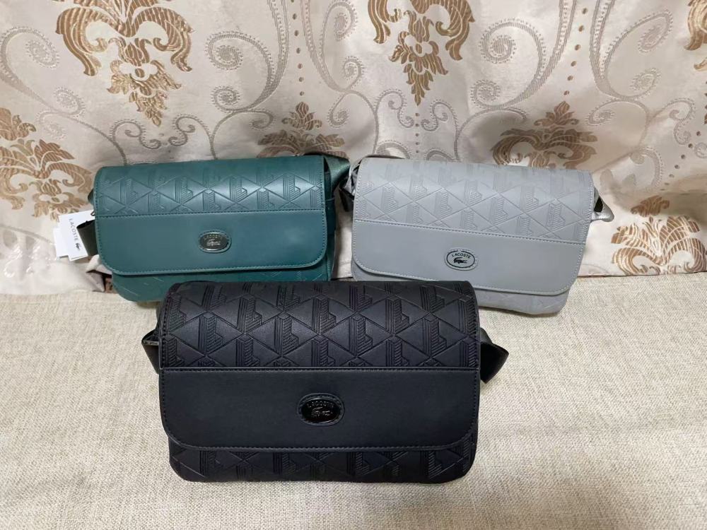 010 Lacoste bag