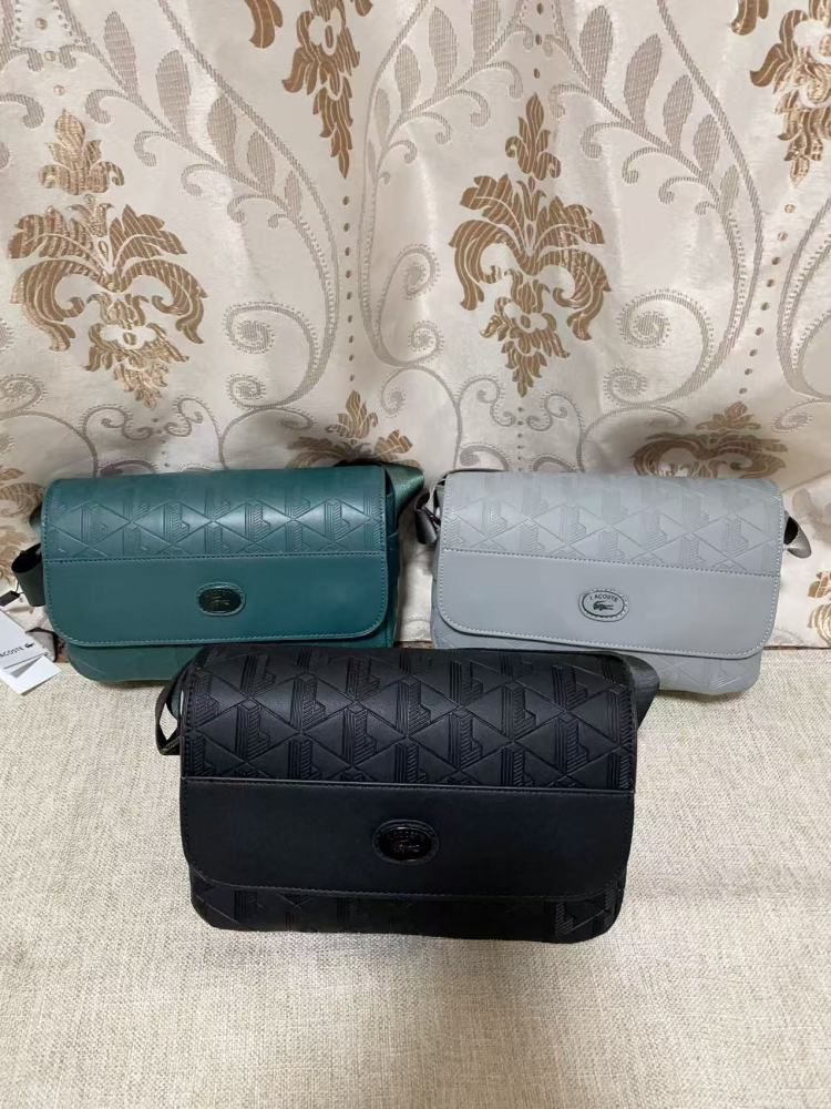 010 Lacoste bag