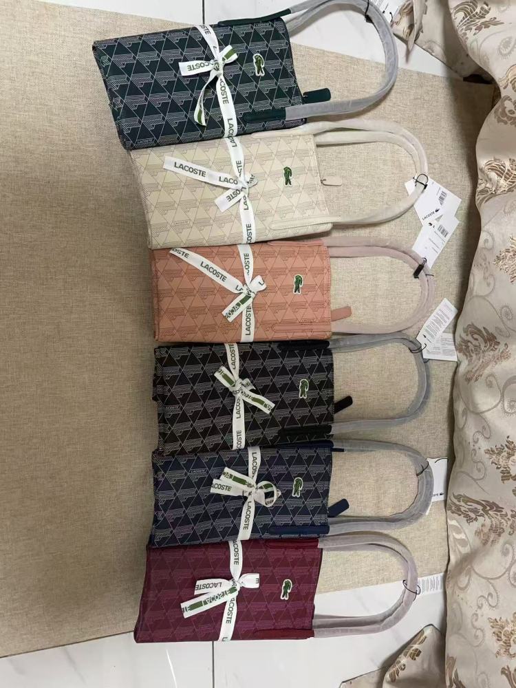 010 Lacoste bag