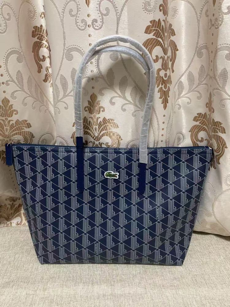 010 Lacoste bag
