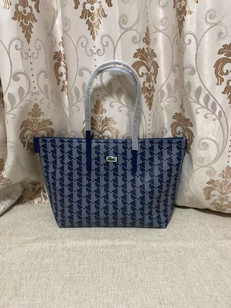 010 Lacoste bag