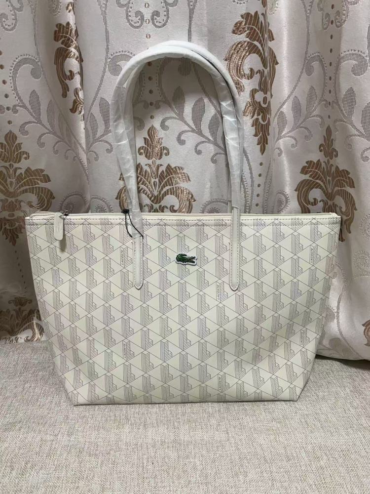 010 Lacoste bag