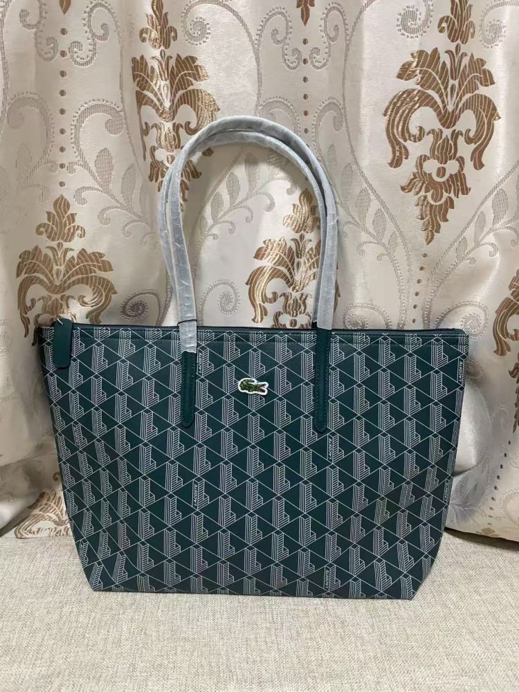 010 Lacoste bag