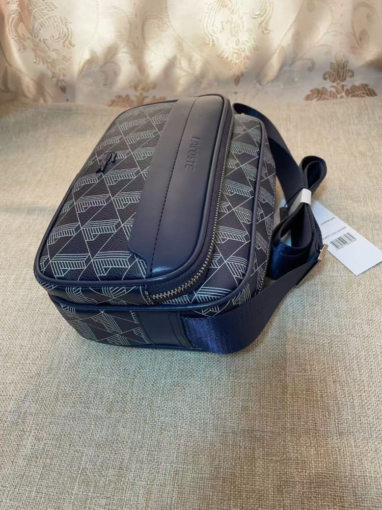 010 Lacoste bag
