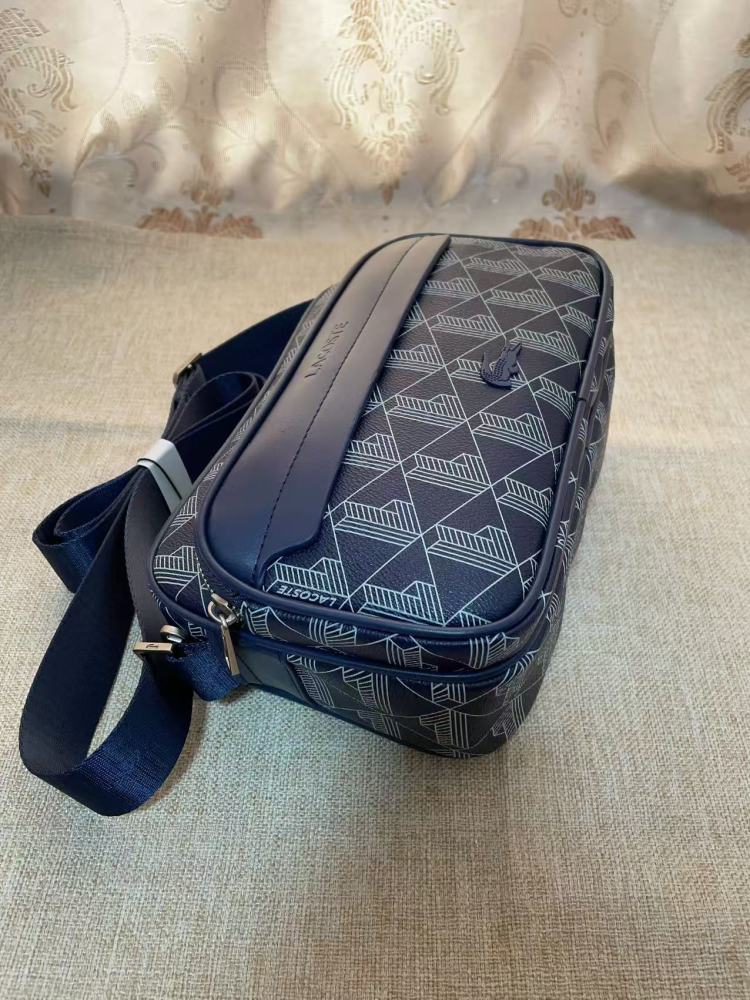 010 Lacoste bag