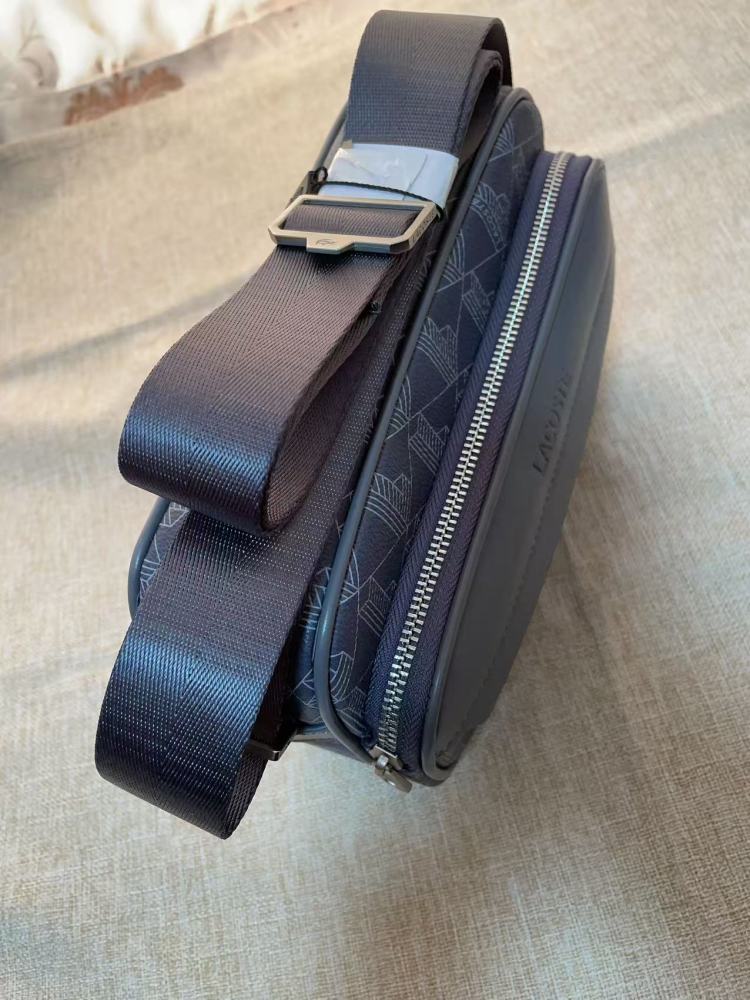 010 Lacoste bag