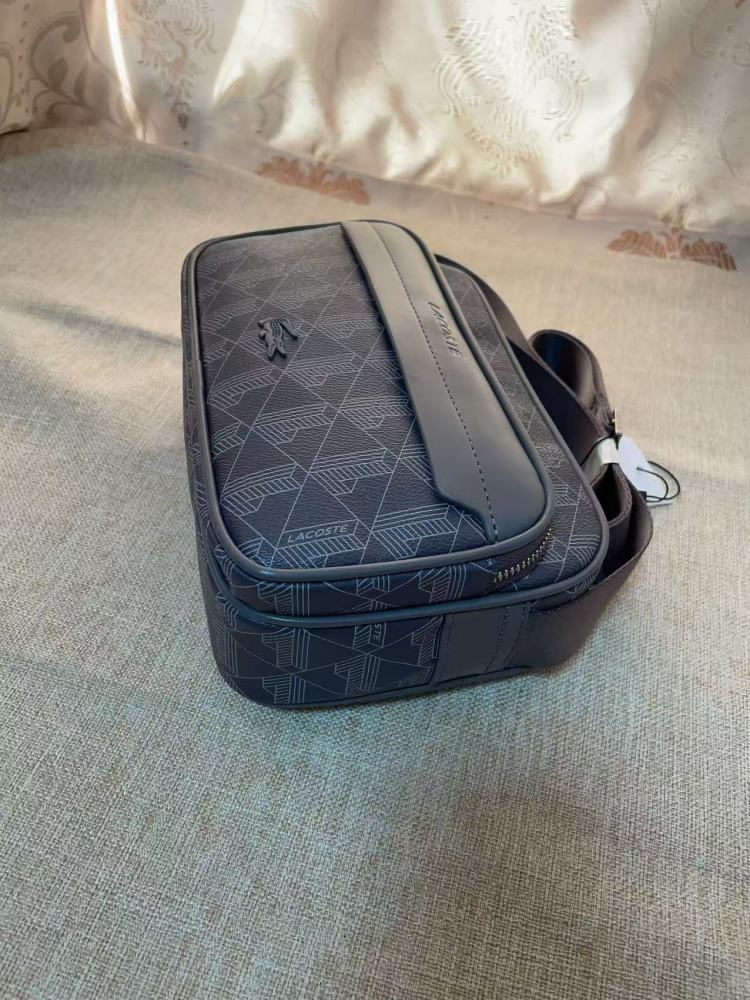 010 Lacoste bag