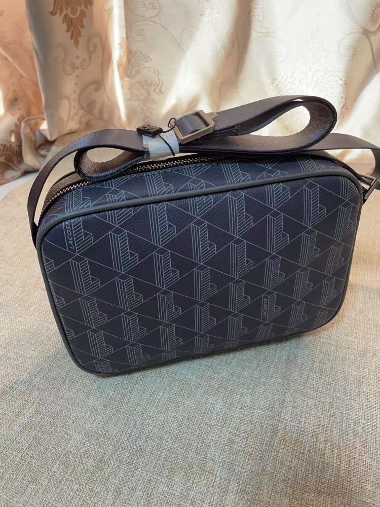 010 Lacoste bag