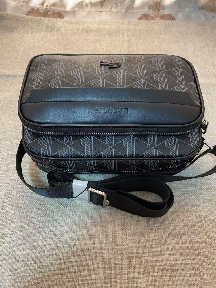 010 Lacoste bag