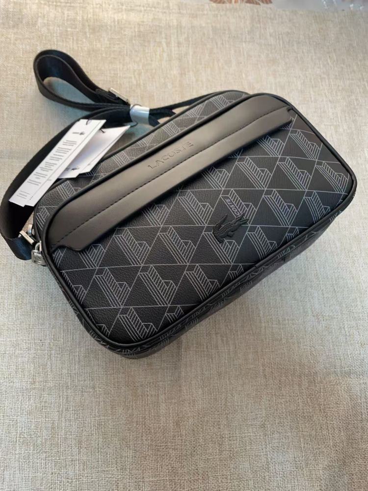 010 Lacoste bag
