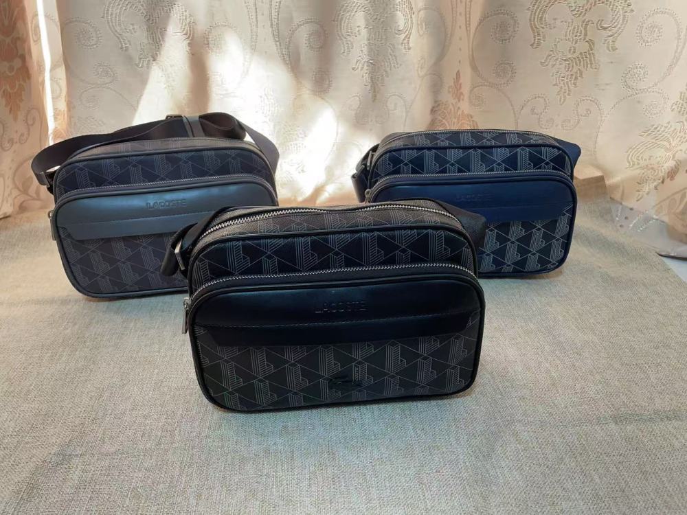 010 Lacoste bag