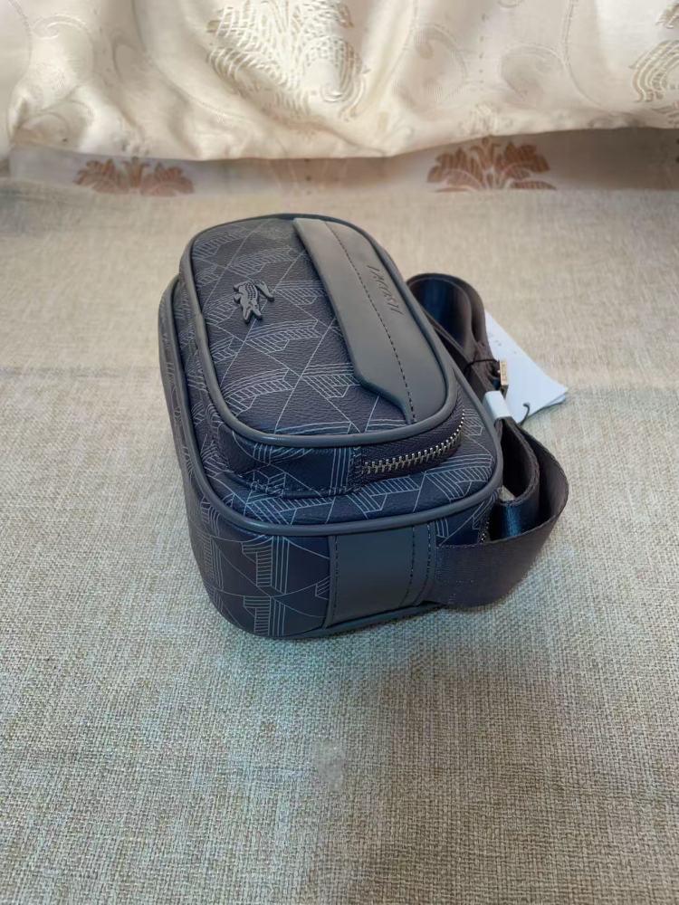 010 Lacoste bag