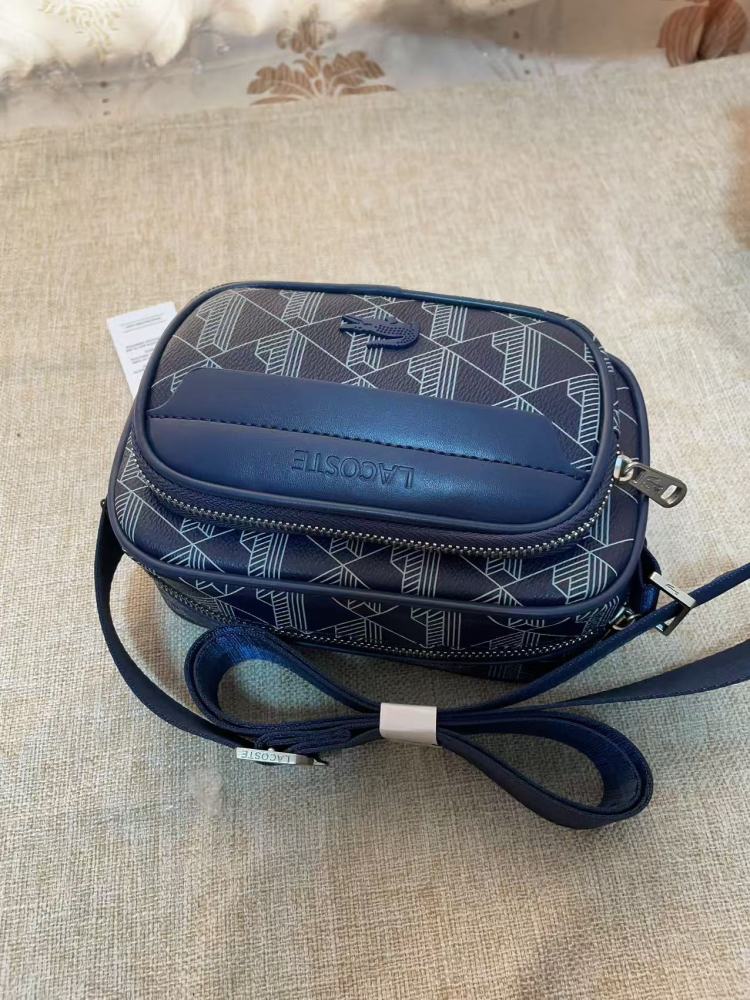 010 Lacoste bag