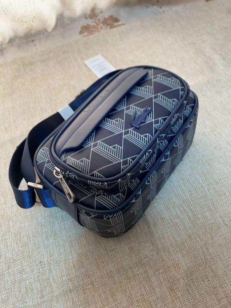 010 Lacoste bag