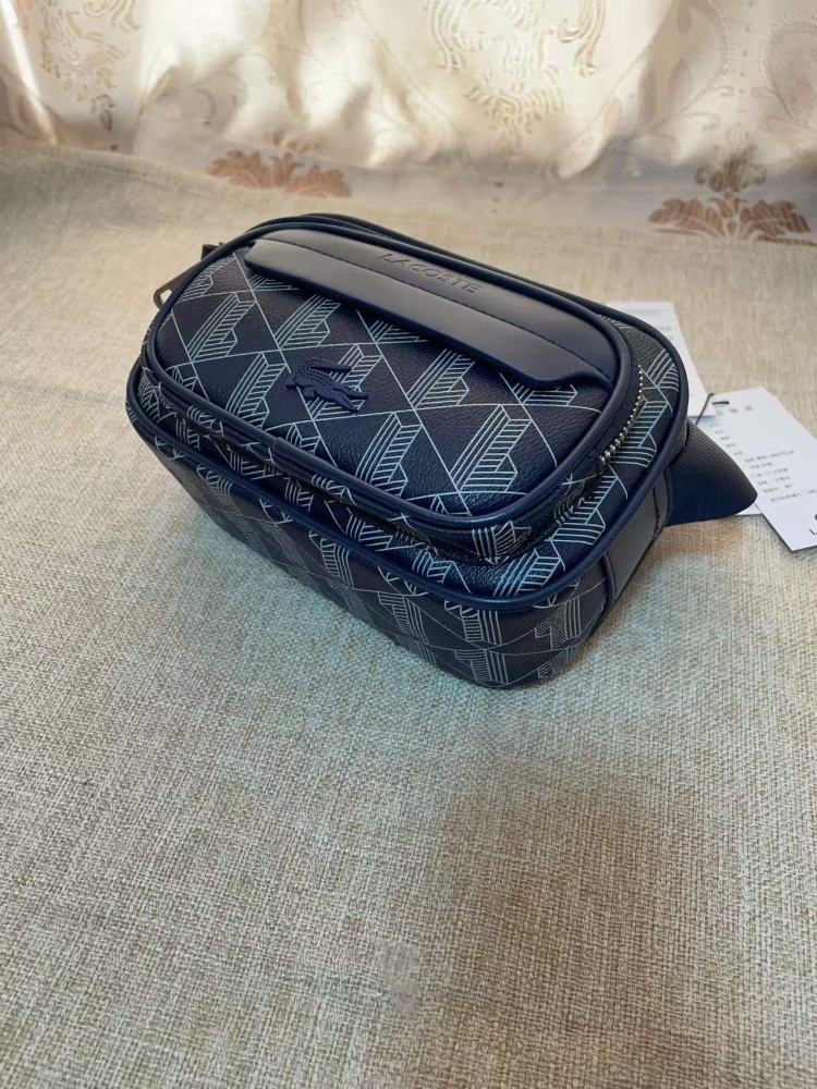 010 Lacoste bag