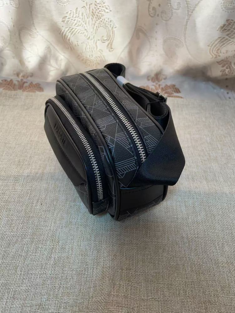 010 Lacoste bag