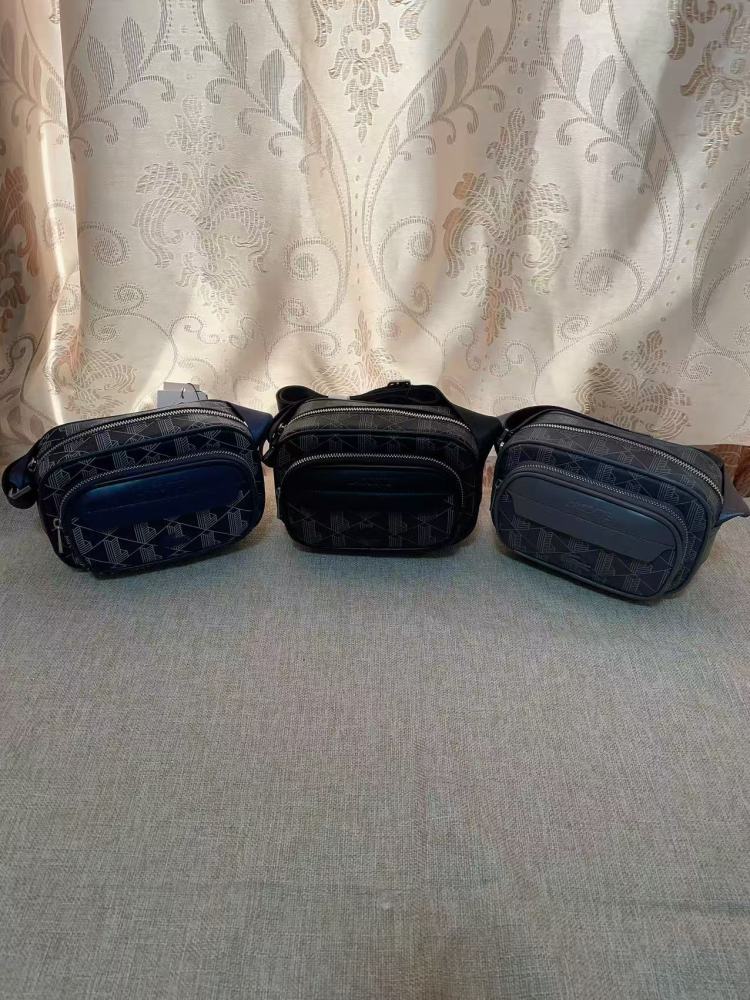 010 Lacoste bag