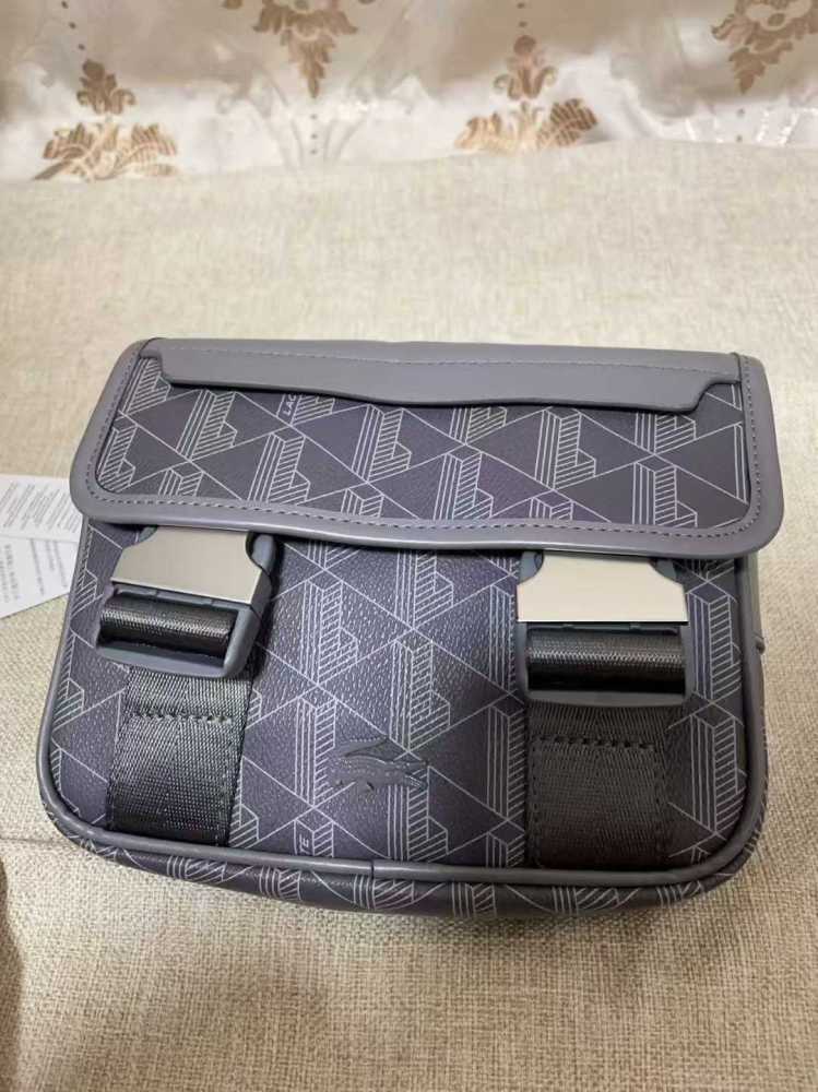 010 Lacoste bag