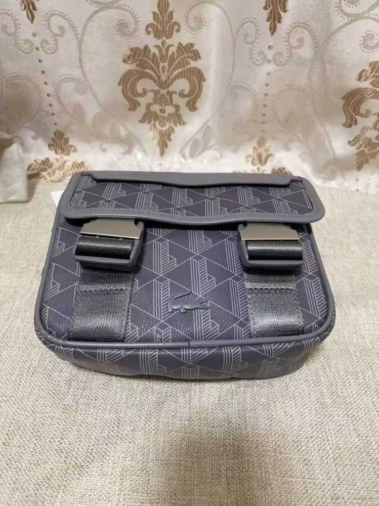 010 Lacoste bag