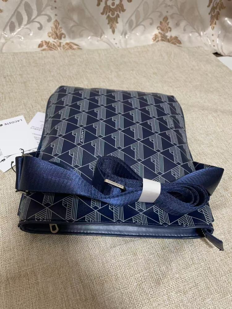 010 Lacoste bag