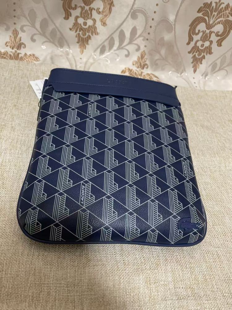 010 Lacoste bag