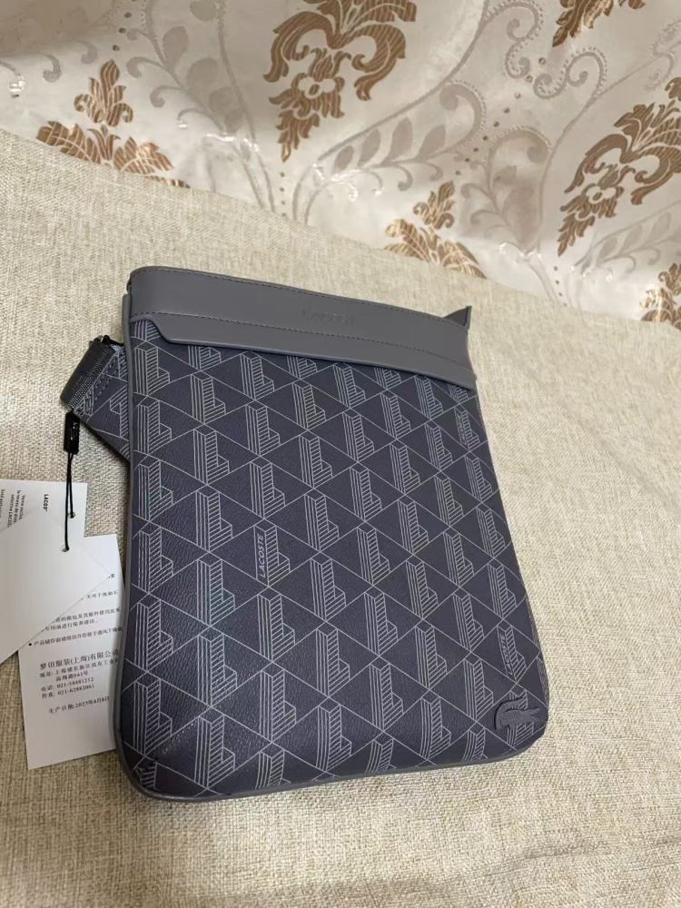 010 Lacoste bag