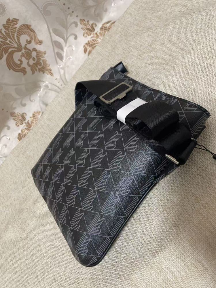 010 Lacoste bag