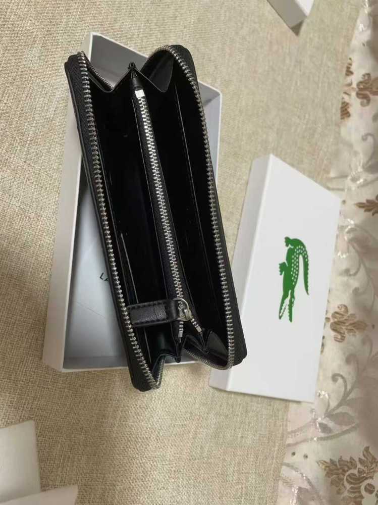 010 Lacoste bag