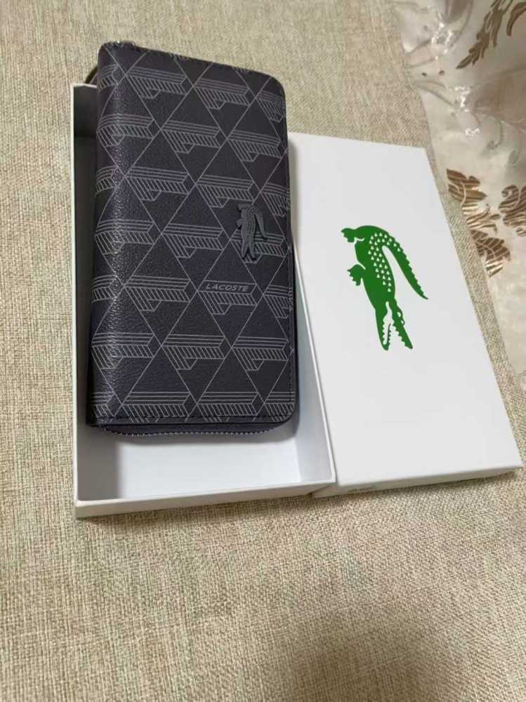 010 Lacoste bag