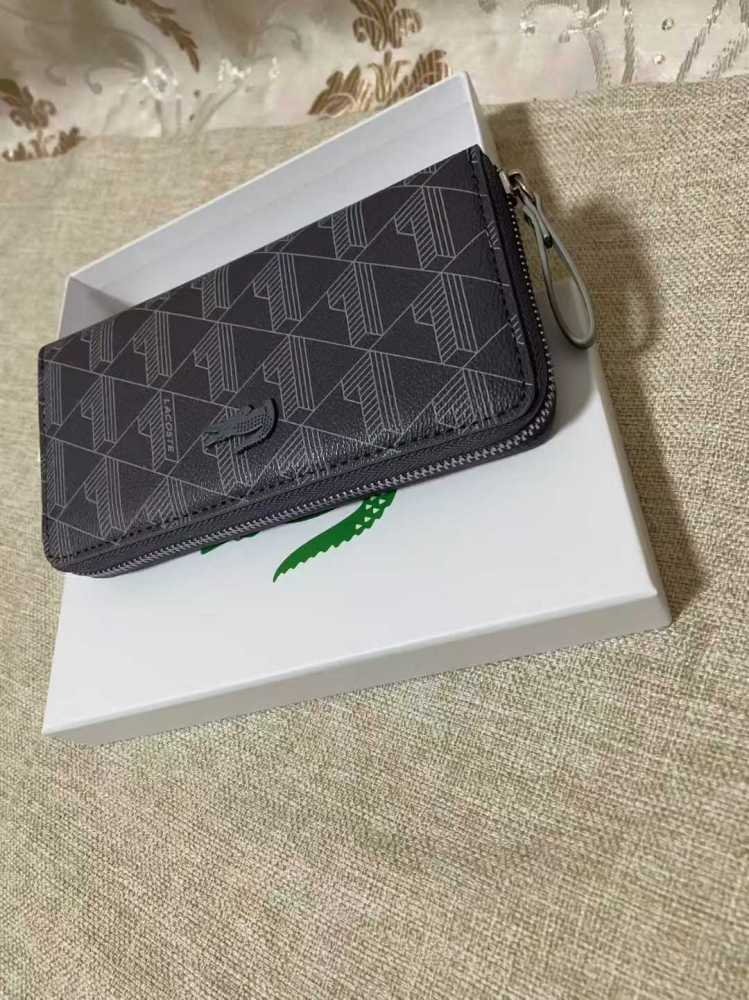 010 Lacoste bag