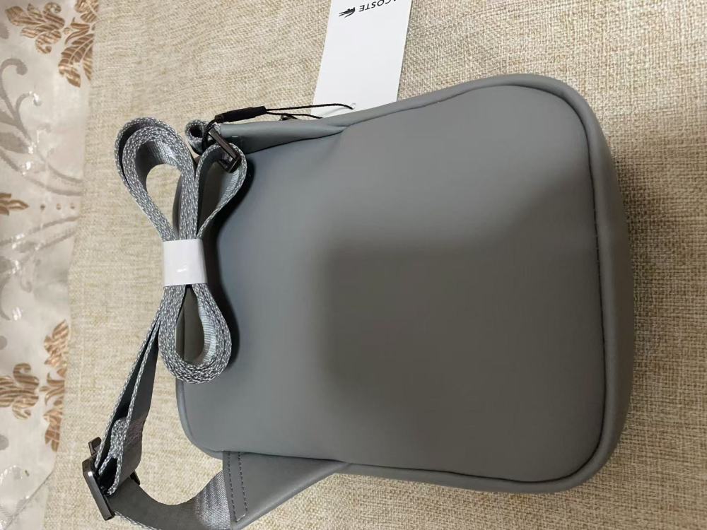 010 Lacoste bag