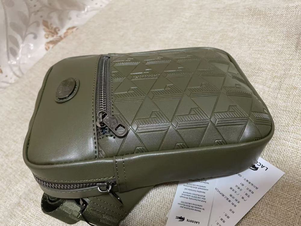 010 Lacoste bag