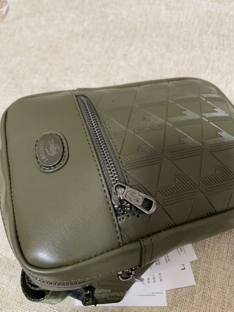010 Lacoste bag