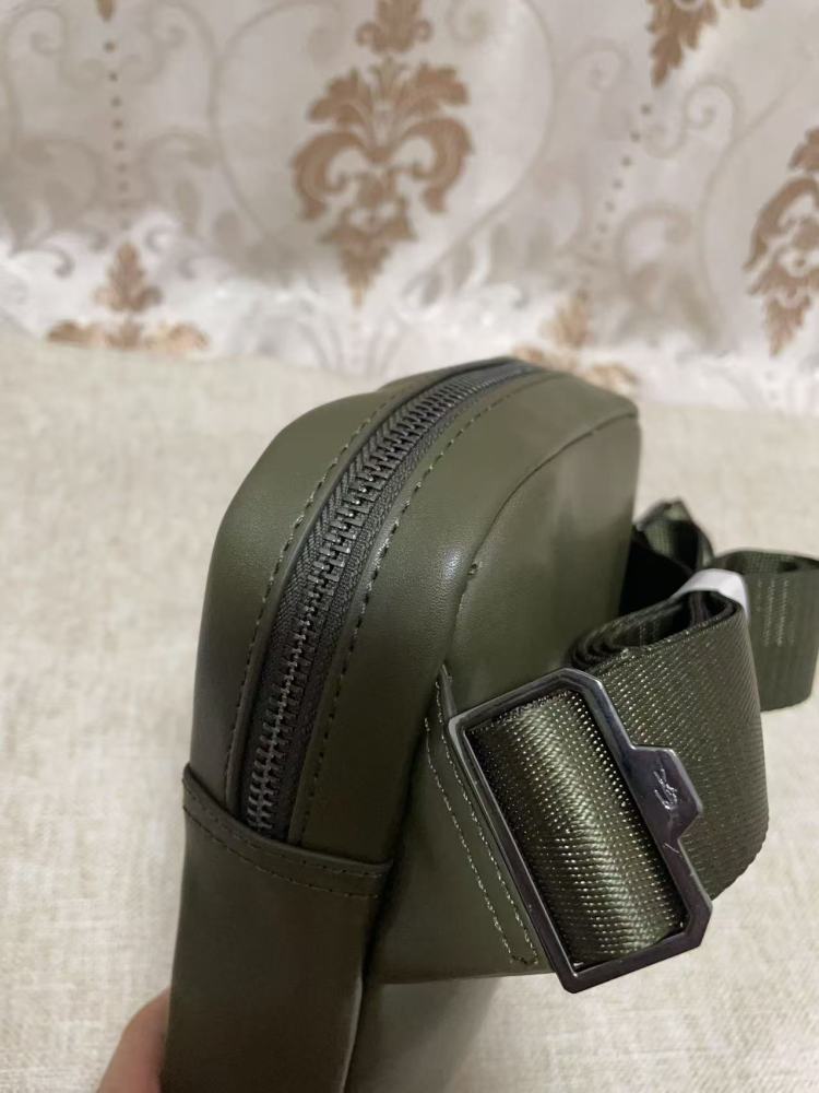010 Lacoste bag