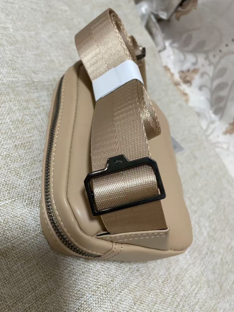 010 Lacoste bag