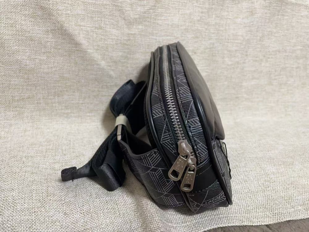 010 Lacoste bag