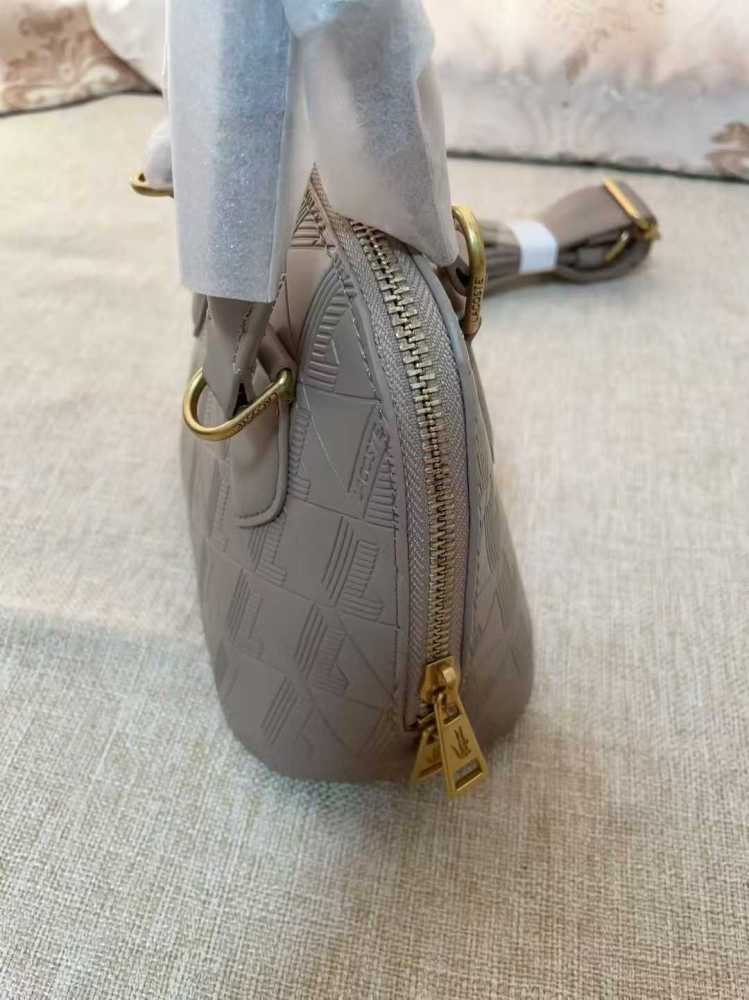 010 Lacoste bag