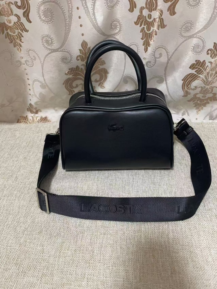 010 Lacoste bag