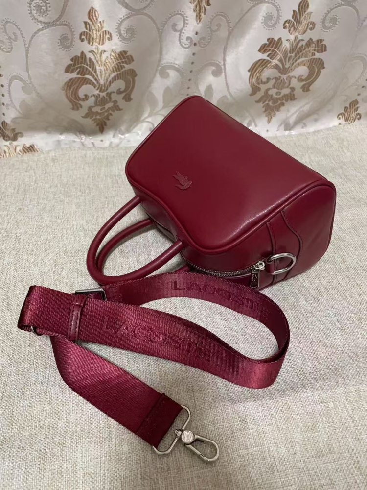 010 Lacoste bag