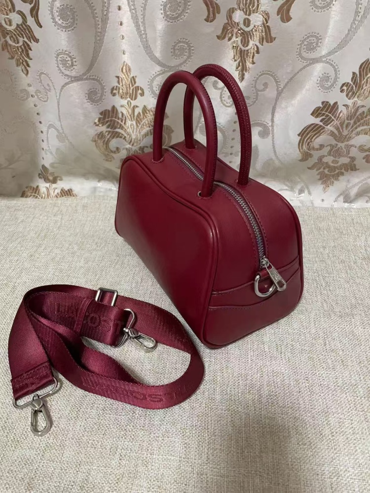 010 Lacoste bag