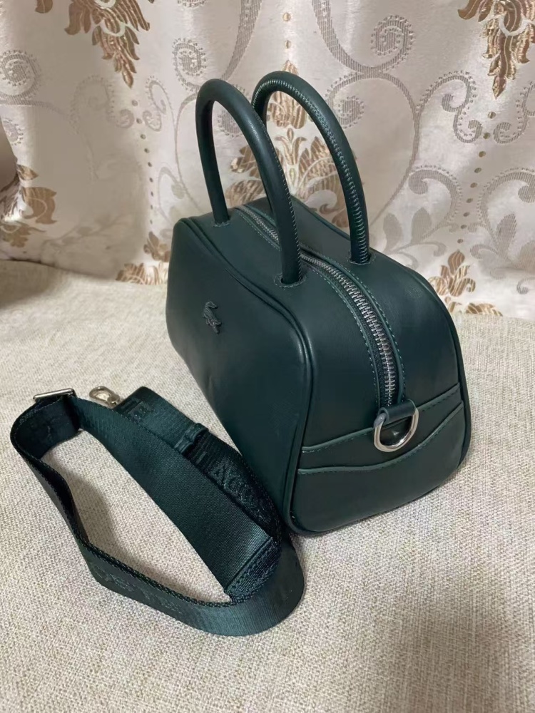 010 Lacoste bag