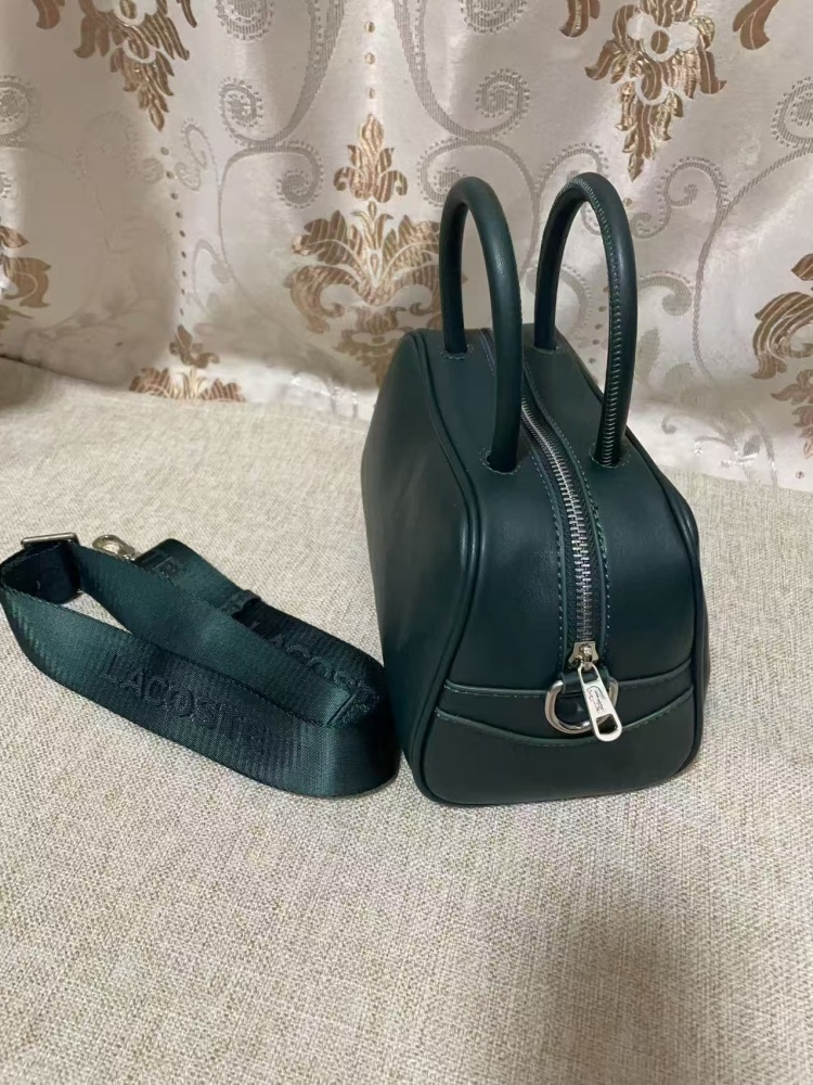 010 Lacoste bag